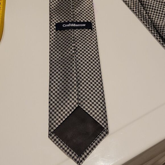 CROFT&BARROW tie 👔  - Picture 4 of 4